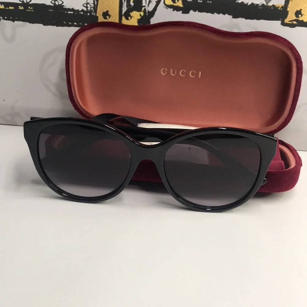 New Authentic Gucci Black Cat-Eye Sunglasses GG0631s 001